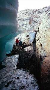 071599 cd alaskaimg012.jpg